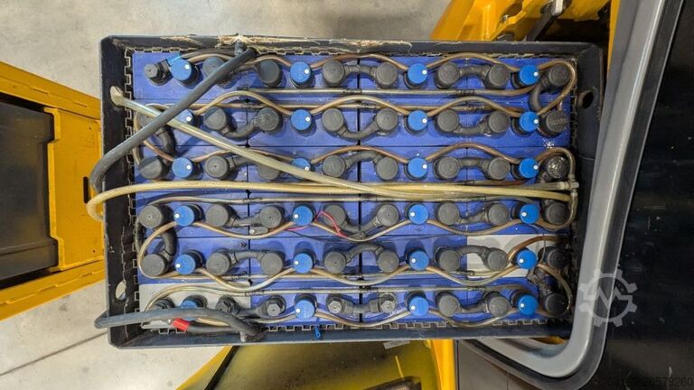 Carrello elevatore elettrico a 3 ruote Jungheinrich EFG 215 GE115-550DZ