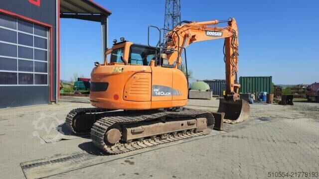 Escavadora de rastos Doosan DX140 LCR-3 / Lehnhoff Aufnahme / Löffel