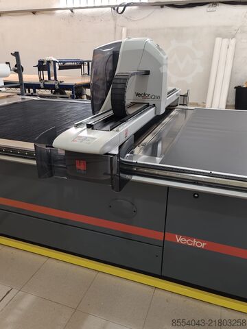 Máquina de corte textil Lectra Vector Fashion iQ50