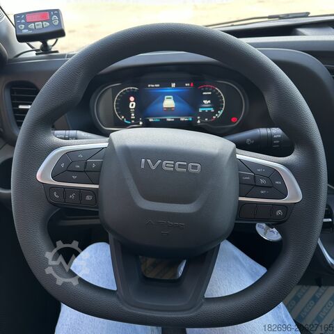 Zatvoren kombi Iveco Daily 35c180