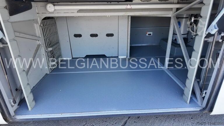 Trener Mercedes Travego 16RHD / Full option