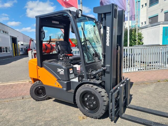 Montacargas de GLP Doosan G30P-7