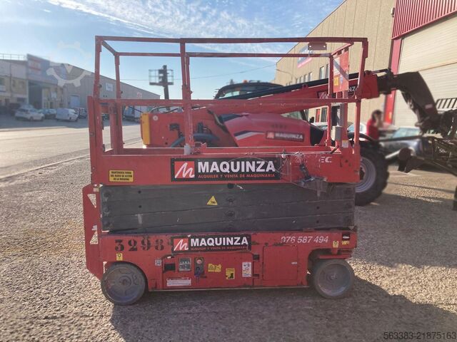 Thang máy cắt kéo Manitou 100SEC