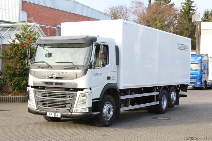 ボックス型トラック Volvo FM 330 E6  Koffer 7,8m  Klima  LBW  Liftachse