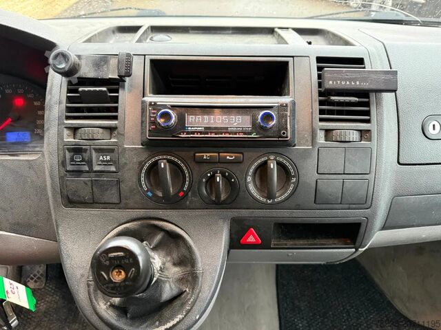 Leveransbil med dubbelhytt Volkswagen Transporter 2.5 tdi 130 pk L2 Dubbel Cabine