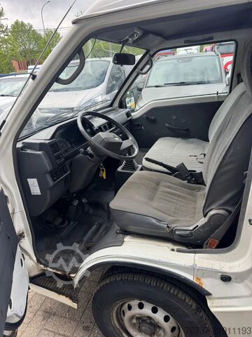 Furgoneta Mitsubishi L 300 **LONG CHASSIS-2X SLIDINGDOOR**