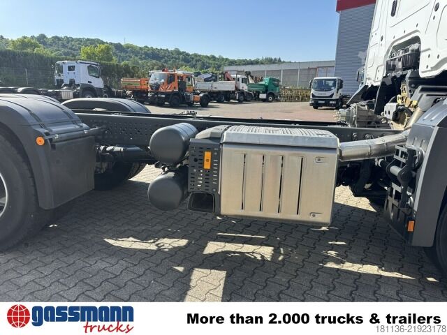 Lastebilchassis Mercedes-Benz Arocs 2636/43 6x4, NMV u. NEBENABTRIEB, 3x