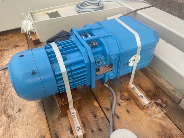 Kolonnas grozāmais celtnis, saliekams roks, ķēdes pacēlājs IBB Stahl 250 Kg