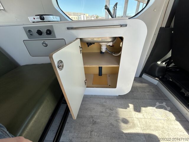 Kamp-prikolica/kamper Renault Traffic Camper | 2 Posti Letto | Cucina | Pronto a Viaggiare