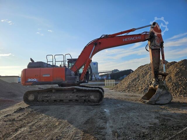 Kettenbagger HITACHI ZX 300 LC
