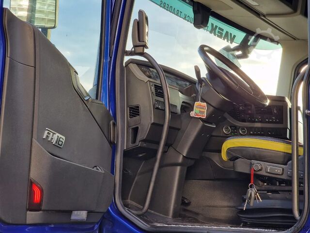 Padrão-SZM Volvo FH 16.750 Globetrotter XL 6x2 - Retarder - I pa...