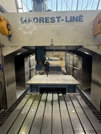 Mesin frais portal FOREST-LINE SERAMILL V3 270 2T