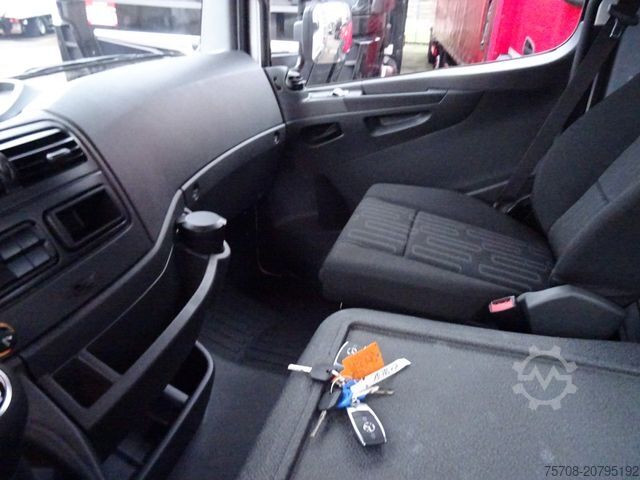 Three-way tipper van MERCEDES-BENZ 818 Atego*Meiller Kipper*2x AHK*Diff.*Neuzustand