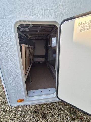 Caravana BÜRSTNER B66 480 TK 1.700 kg / Dusch-Paket