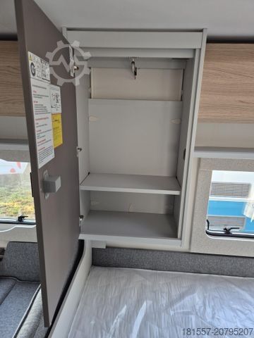 Caravana BÜRSTNER B66 480 TK 1.700 kg / Dusch-Paket