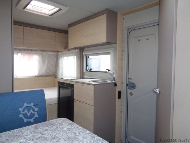 Caravana WEINSBERG CaraCito 390 QD *Klima*viele Extras*