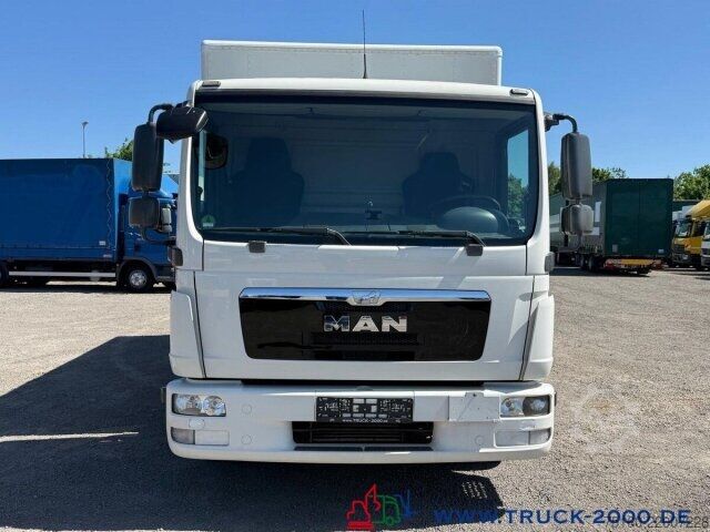 Transporter mit Koffer MAN TGL 8.150 Koffer + Ladebordwand Dautel 1.500 Kg