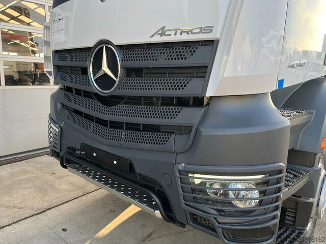 Venjulegur SZM Mercedes-Benz Actros 4048 S 6x4 Tractor Head
