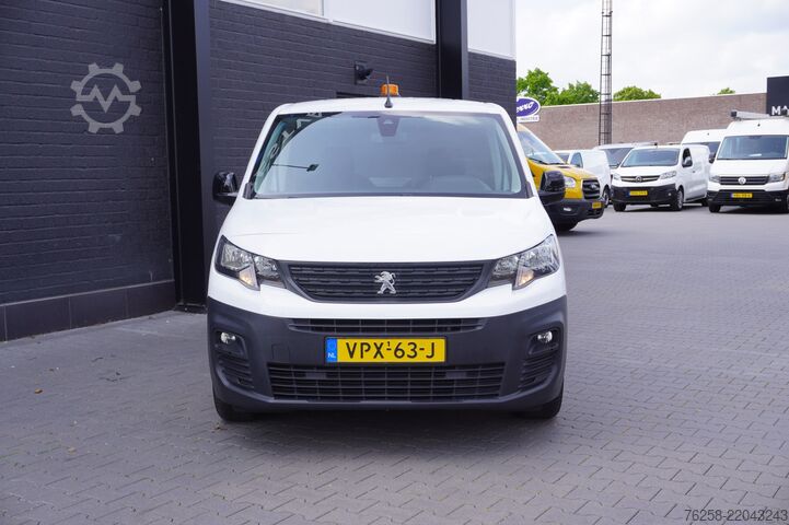 Camioneta familiar de techo alto Peugeot Partner 1.5 BlueHDi 130PK Automaat EURO 6 - Air...