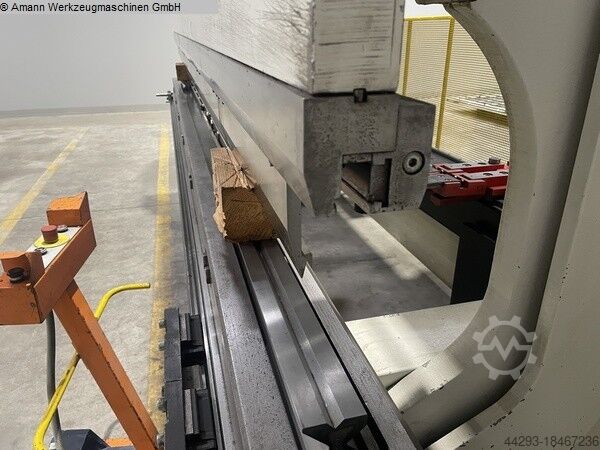 Freio de imprensa - hidráulico MENGELE HB 130-3