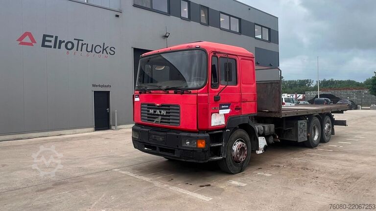 Atrelado da plataforma MAN 26.414 (6 CYLINDER / EURO 2 / 8 TYRES / MANUAL ...