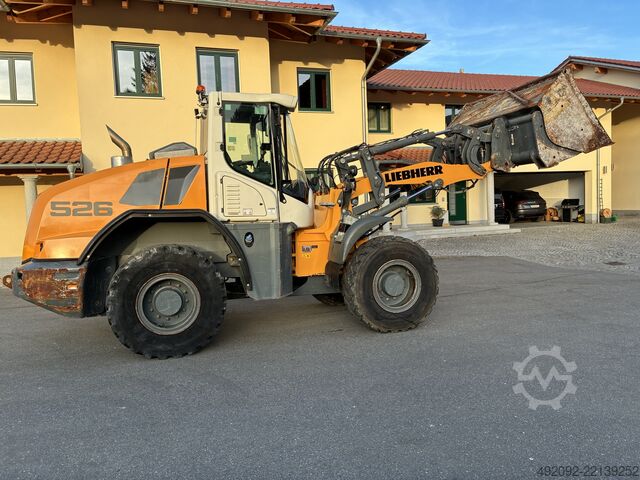 Nakladalnik Liebherr L526