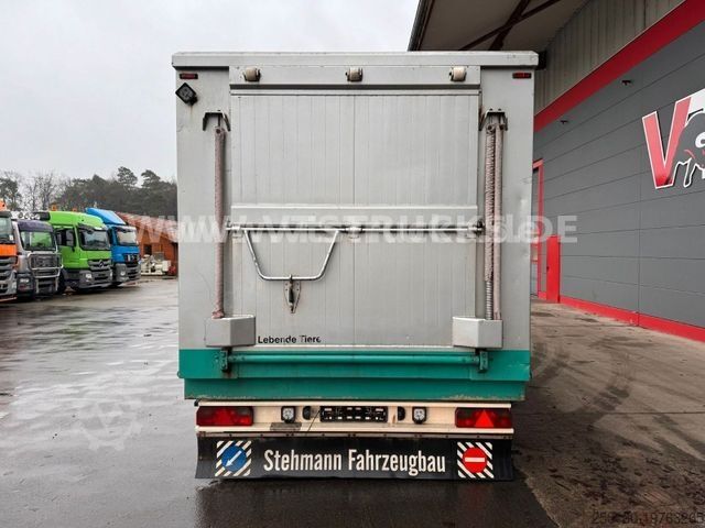 Paardentransportaanhanger Stehmann 1.Stock Viehanhänger Bj.2013