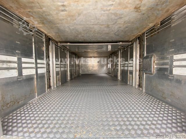 Kamion za prijevoz stoke MERCEDES-BENZ Antos 1833 EU6 2.Stock KaBa Vieh. m. Hubdach