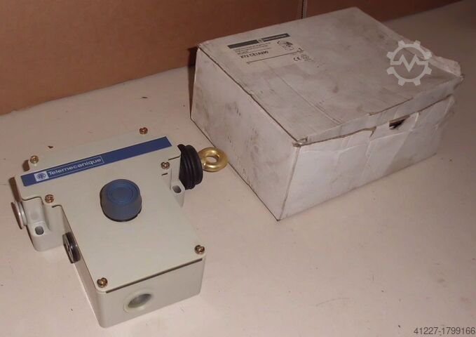Cable pull emergency switch Telemecanique XY2CE1A290