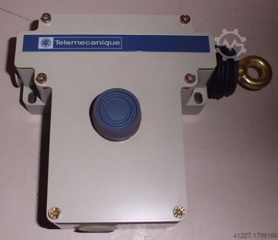 Cable pull emergency switch Telemecanique XY2CE1A290