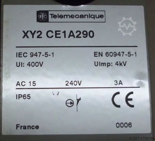 Cable pull emergency switch Telemecanique XY2CE1A290