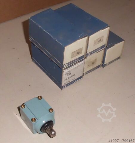 موقعیت سوئیچ Telemecanique ZC2-JE65