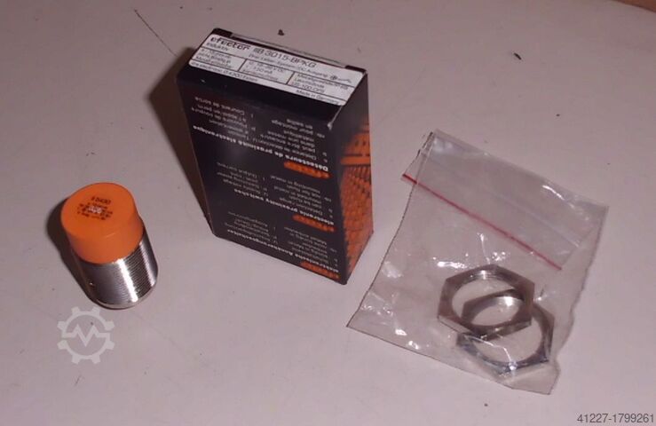 Inductive sensor IFM IIB 3015-BPKG