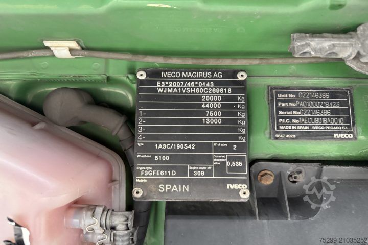 厢式货车 Iveco 190S42 Stralis 4x2 Koffer/HB / Swiss-Vehicle