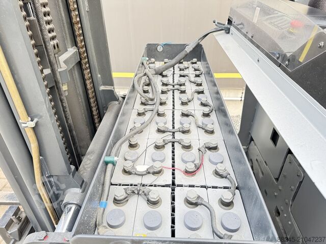 VS-22615 Triplex buitenreachtruck Still FM-X17SE STILL FM-X17SE