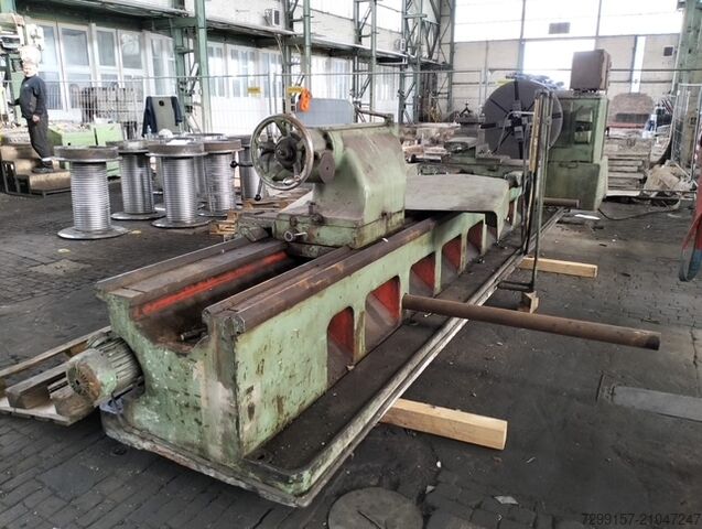 Máy tiện tâm Stanko 155