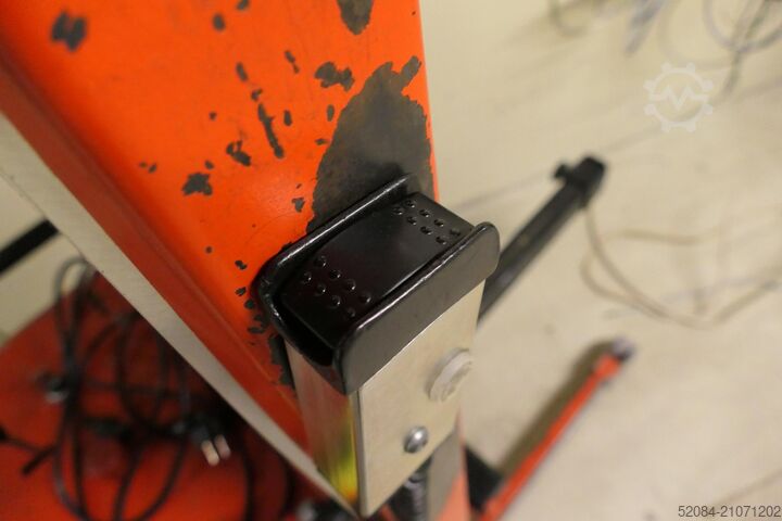 Electric pallet truck  HWSE 150 GiV