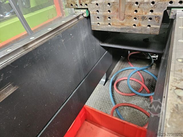 射出成形機 ENGEL e-motion 440/100