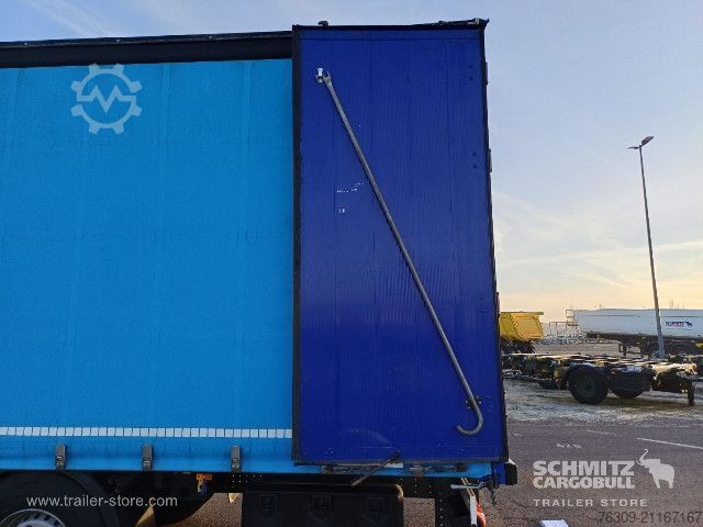 Trailer semi terbuka dengan terpal Schmitz Cargobull Curtainsider Standard Getränke