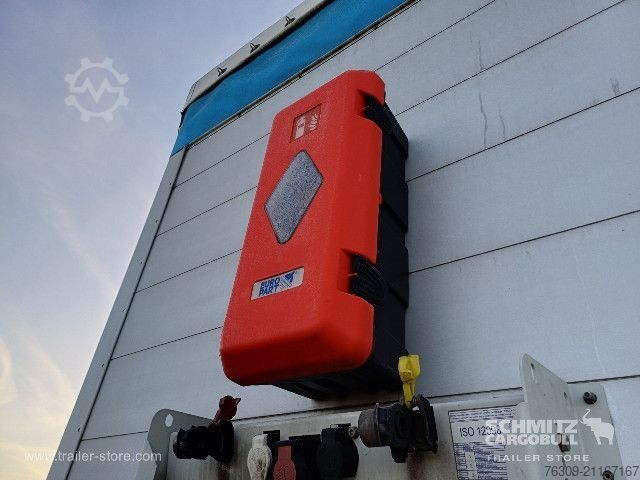 Trailer semi terbuka dengan terpal Schmitz Cargobull Curtainsider Standard Getränke