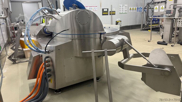 Stroj na spracovanie mäsa  