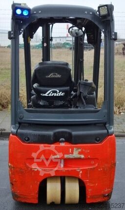 전동 3륜 지게차 Linde E 16 L-02