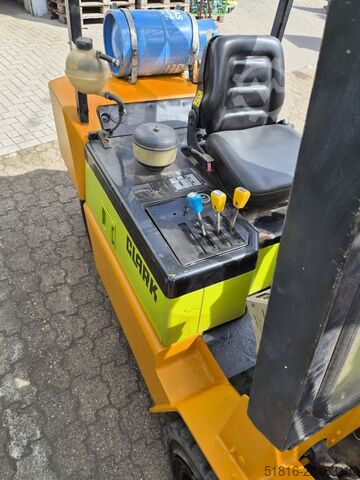 CLARK viličar GPM 30L nosilnost 3000 kg CLARK GPM 30L