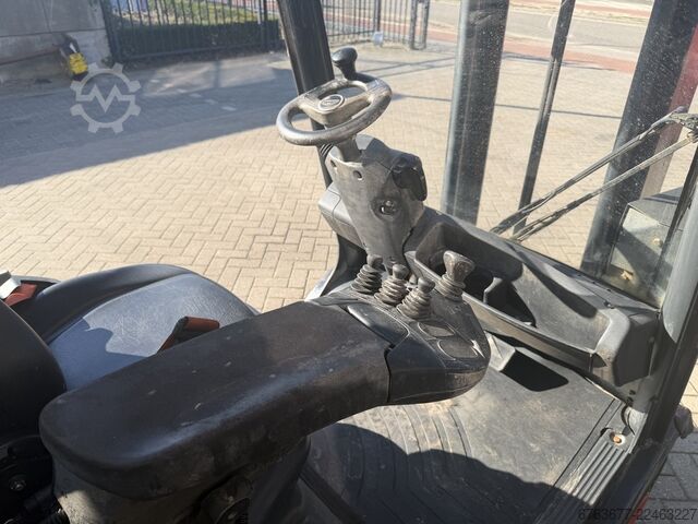 Gaffeltruck LINDE H25D-02 duplo300 FREELIFT/SIDESHIFT 2014, 4200 timer, Diesel LINDE H25D-02 duplo300 FREELIFT/SIDESHIFT 2014 4200uur DIESEL