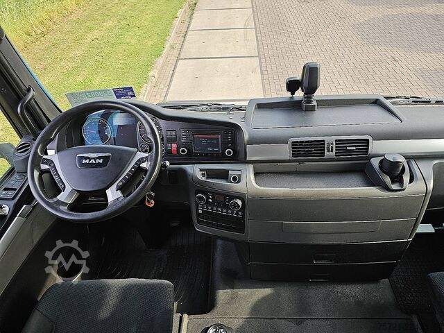 Estándar-SZM MAN 18.480 TGX