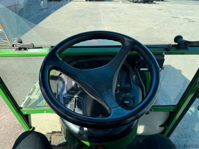 Sonstige John Deere 3520 Kommunaltrak. Frontkraftheber Kuppeldreieck
