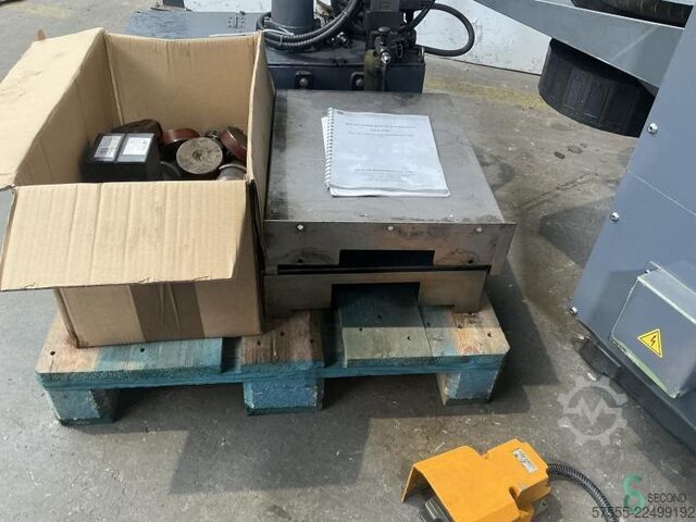 Fräsmaskin Ho Chun HU-1250AH 2015 Ho Chun HU-1250AH