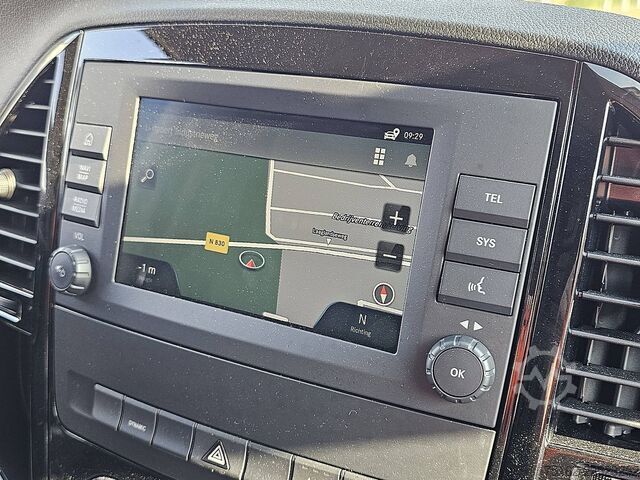 Stationvogn med højt tag MERCEDES-BENZ EVITO L2 280KM WLTP 60kWh!