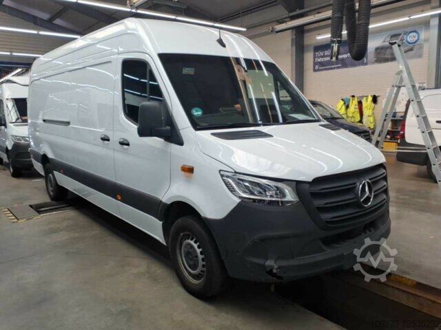 รถตู้ Mercedes-Benz Sprinter 317 Maxi,9GTronic,MBUX,Kamera,LED