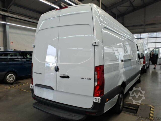 รถตู้ Mercedes-Benz Sprinter 317 Maxi,9GTronic,MBUX,Kamera,LED